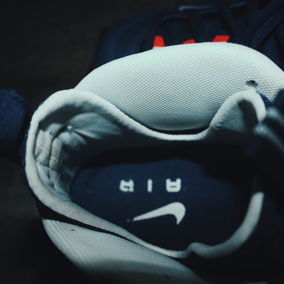 Nike Air Foamposite - Picture 4 of 5